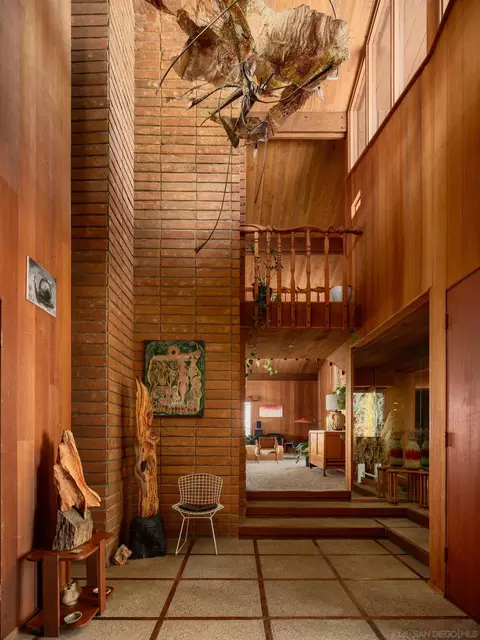 Entry Way - 9450 Sunset Dr, La Mesa, CA 91941 photo 3 of 3