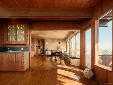 Dining - 9450 Sunset Dr, La Mesa, CA 91941 photo 3 of 6