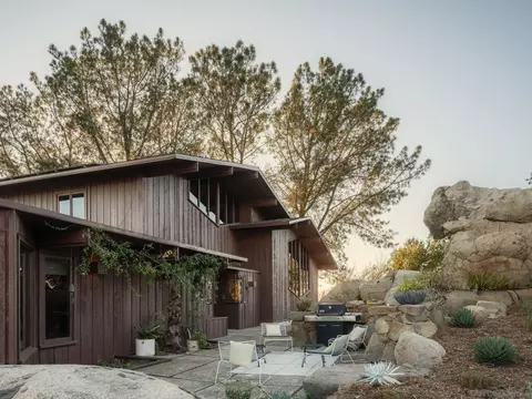 Exterior - 9450 Sunset Dr, La Mesa, CA 91941 photo 3 of 6