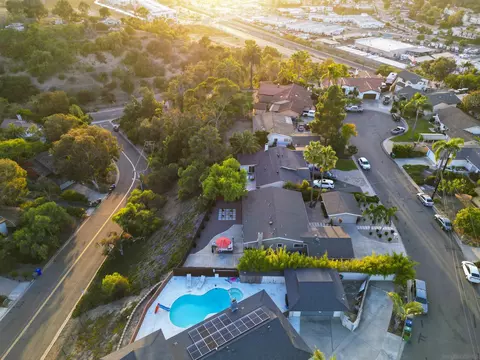 View/Area - 1315 Crestridge Dr, Oceanside, CA 92054 photo 4 of 5