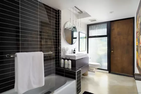 Bath - 754 El Rancho, El Cajon, CA 92019 photo 3 of 4