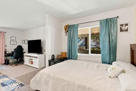 Bedroom - 8692 Via Mallorca #D, La Jolla, CA 92037 photo 2 of 4