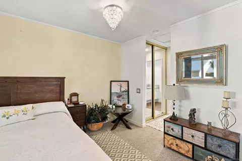 Bedroom - 8692 Via Mallorca #D, La Jolla, CA 92037 photo 4 of 4