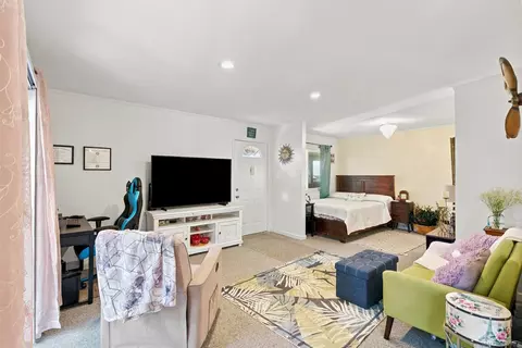 Other - 8692 Via Mallorca #D, La Jolla, CA 92037 photo 2 of 3
