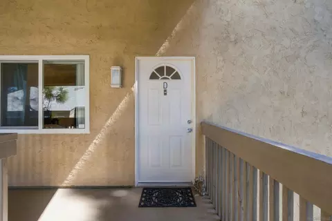 Entry Way - 8692 Via Mallorca #D, La Jolla, CA 92037 photo 1 of 2