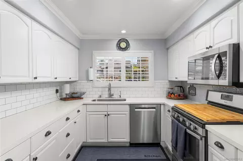 Kitchen - 3037 Camarillo Ave, Oceanside, CA 92056 photo 1 of 2