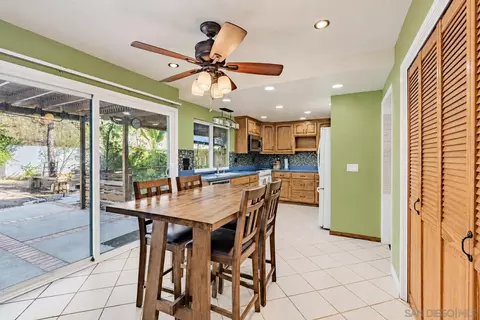 Dining - 9212 Palomino Ridge Dr, Lakeside, CA 92040 photo 1 of 1