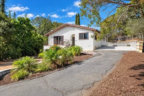 Exterior - 3115 Bernardo Ln, Escondido, CA 92029 photo 14 of 19