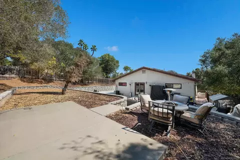 Exterior - 3115 Bernardo Ln, Escondido, CA 92029 photo 12 of 19