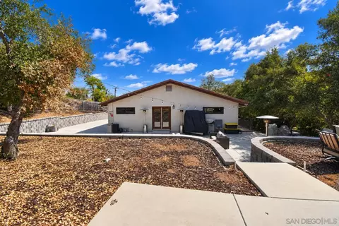 Exterior - 3115 Bernardo Ln, Escondido, CA 92029 photo 13 of 19