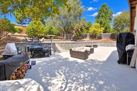 Exterior - 3115 Bernardo Ln, Escondido, CA 92029 photo 4 of 19