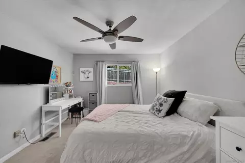 Bedroom - 3115 Bernardo Ln, Escondido, CA 92029 photo 5 of 7