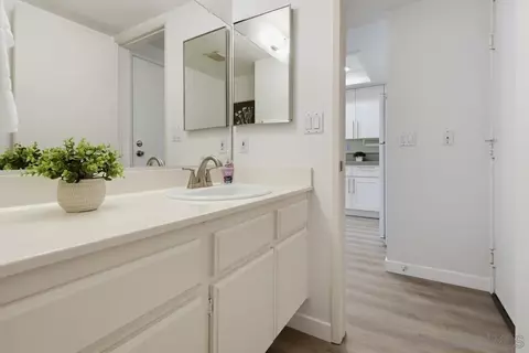 Bath - 13221 Westmark #22, Poway, CA 92064 photo 2 of 9