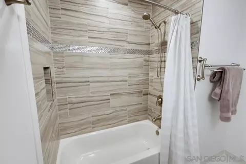 Bath - 13221 Westmark #22, Poway, CA 92064 photo 6 of 9
