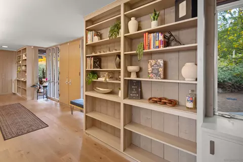 Entry Way - 10010 Shadow Rd, La Mesa, CA 91941 photo 3 of 3