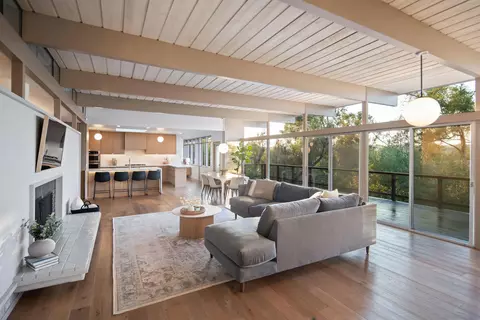 Living - 10010 Shadow Rd, La Mesa, CA 91941 photo 1 of 4