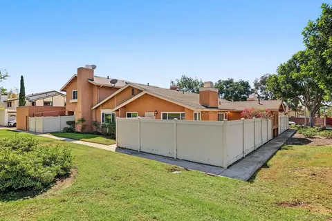 Exterior - 1906 Park Dale Ln, Encinitas, CA 92024 photo 7 of 9
