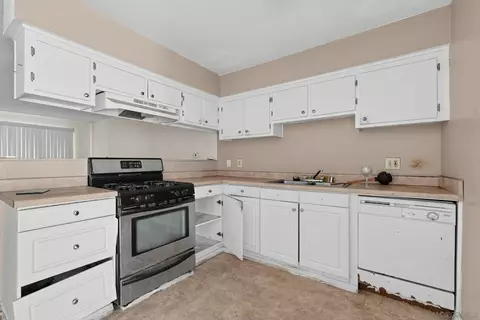 Kitchen - 135 Cook St, Redlands, CA 92374 photo 2 of 3