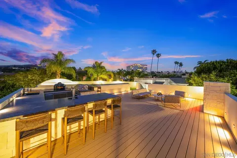 Exterior - 7372-7376 Fay Ave, La Jolla, CA 92037 photo 8 of 16