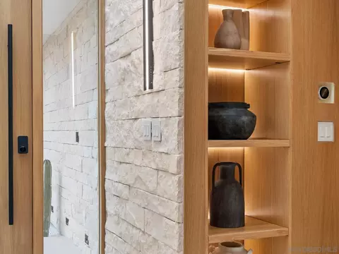 Entry Way - 7372-7376 Fay Ave, La Jolla, CA 92037 photo 2 of 10