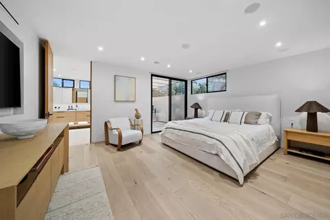 Bedroom - 7372-7376 Fay Ave, La Jolla, CA 92037 photo 1 of 12