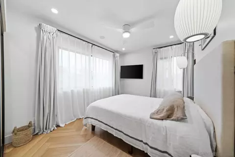 Bedroom - 7372-7376 Fay Ave, La Jolla, CA 92037 photo 12 of 12