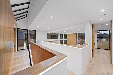 Entry Way - 7372-7376 Fay Ave, La Jolla, CA 92037 photo 5 of 10