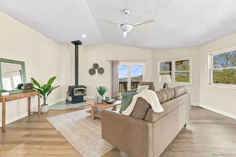 Living - 16541 Highland Valley Rd, Ramona, CA 92065 photo 1 of 4