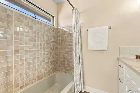 Bath - 16541 Highland Valley Rd, Ramona, CA 92065 photo 3 of 4