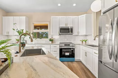 Kitchen - 16541 Highland Valley Rd, Ramona, CA 92065 photo 5 of 7