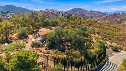 View/Area - 16541 Highland Valley Rd, Ramona, CA 92065 photo 2 of 5