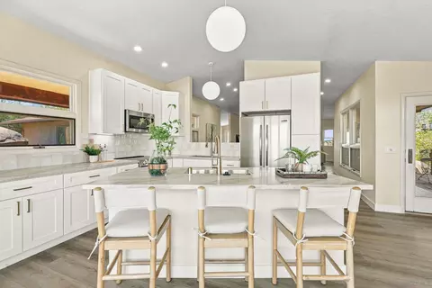 Kitchen - 16541 Highland Valley Rd, Ramona, CA 92065 photo 3 of 7