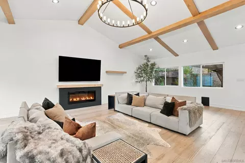 Living - 1903 Dehesa, El Cajon, CA 92019 photo 6 of 7