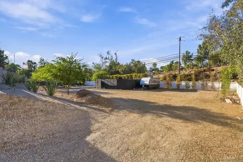 Exterior - 1903 Dehesa, El Cajon, CA 92019 photo 20 of 24