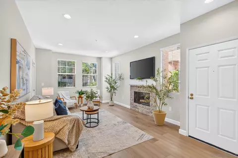 18812 Caminito Cantilena #124, San Diego, CA 92128
