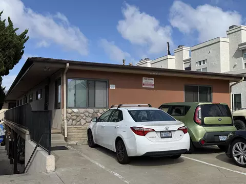 4826-4832 Santa Cruz Ave, San Diego, CA 92107