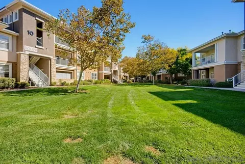 Exterior - 31389 Taylor Ln, Temecula, CA 92592 photo 5 of 10