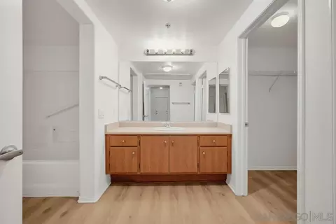 Bath - 31389 Taylor Ln, Temecula, CA 92592 photo 1 of 1