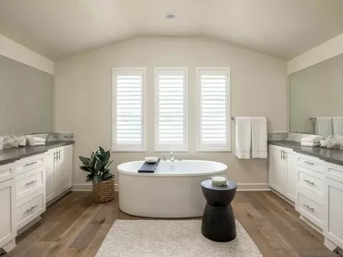 Bath - 1432 Enclave Ct, Encinitas, CA 92024 photo 2 of 2