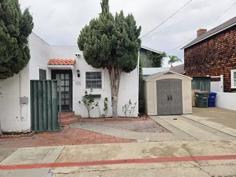 Exterior - 127-131 J Ave, Coronado, CA 92118 photo 9 of 17