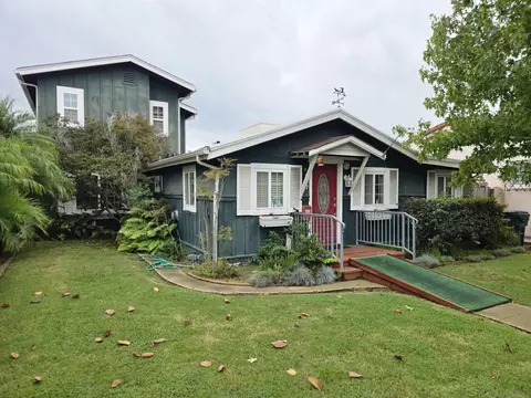 Exterior - 127-131 J Ave, Coronado, CA 92118 photo 5 of 17