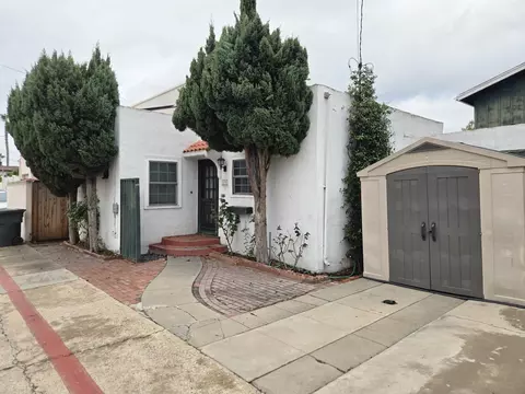 Exterior - 127-131 J Ave, Coronado, CA 92118 photo 11 of 17
