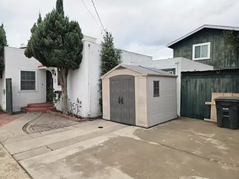 Exterior - 127-131 J Ave, Coronado, CA 92118 photo 10 of 17