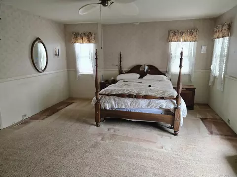 Bedroom - 127-131 J Ave, Coronado, CA 92118 photo 5 of 7