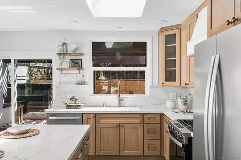 5831 Vale Way, San Diego, CA 92115