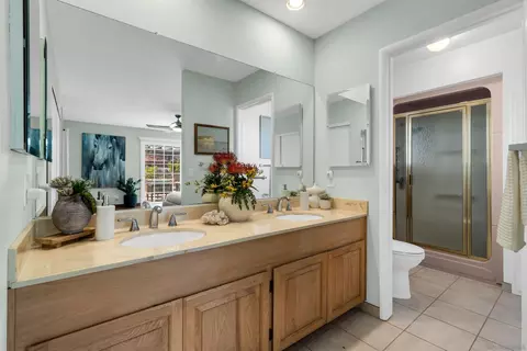 Bath - 1721 Cono Dr, El Cajon, CA 92020 photo 2 of 3
