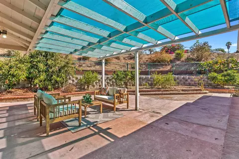 Exterior - 1721 Cono Dr, El Cajon, CA 92020 photo 5 of 6