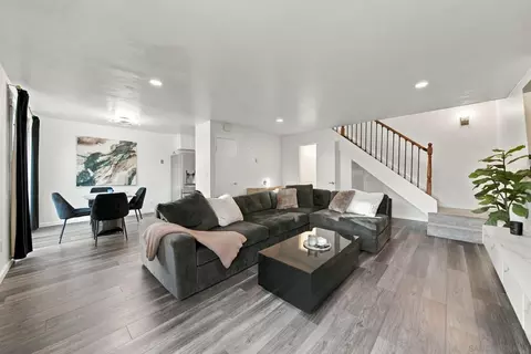 6516 Omega Dr, San Diego, CA 92139