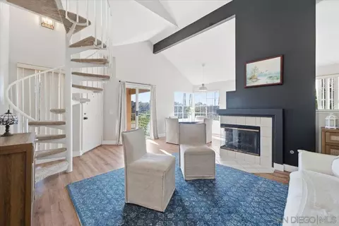 7320 Calle Cristobal #70, San Diego, CA 92126