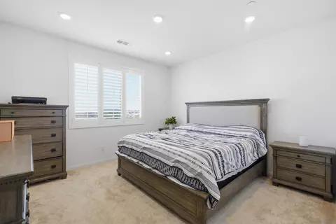 Bedroom - 2044 Bluestone Cir, Chula Vista, CA 91913 photo 5 of 7